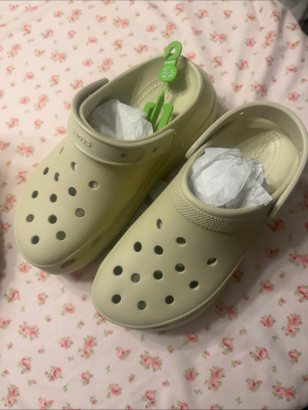 Mega Crush Crocs Bone Sz 9 wm NWT